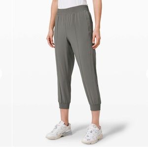 Lululemon Wanderer Crop Joggers